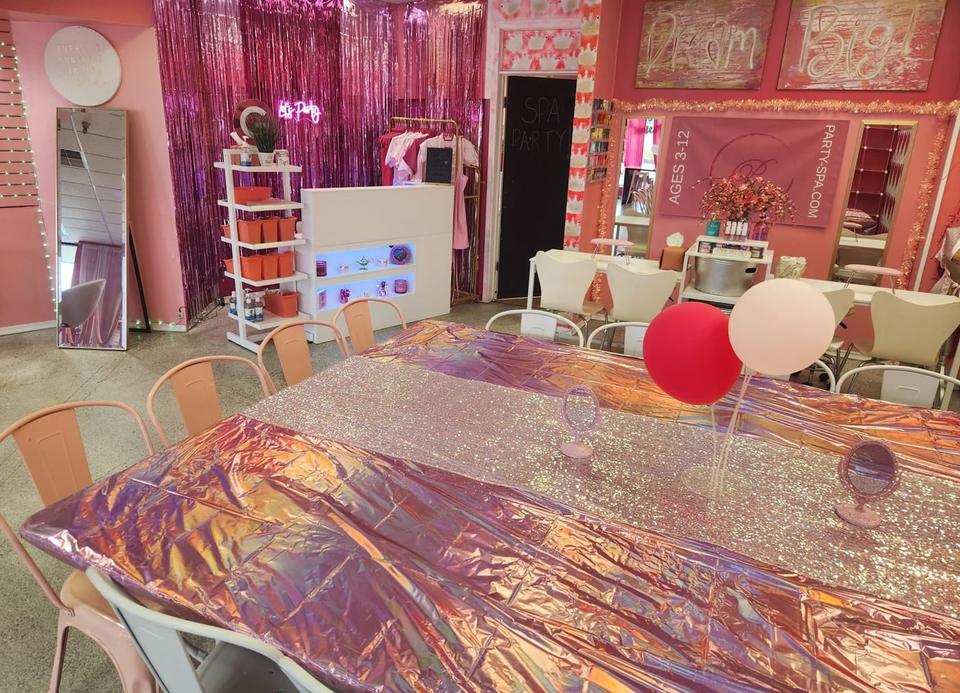 Wide view party space